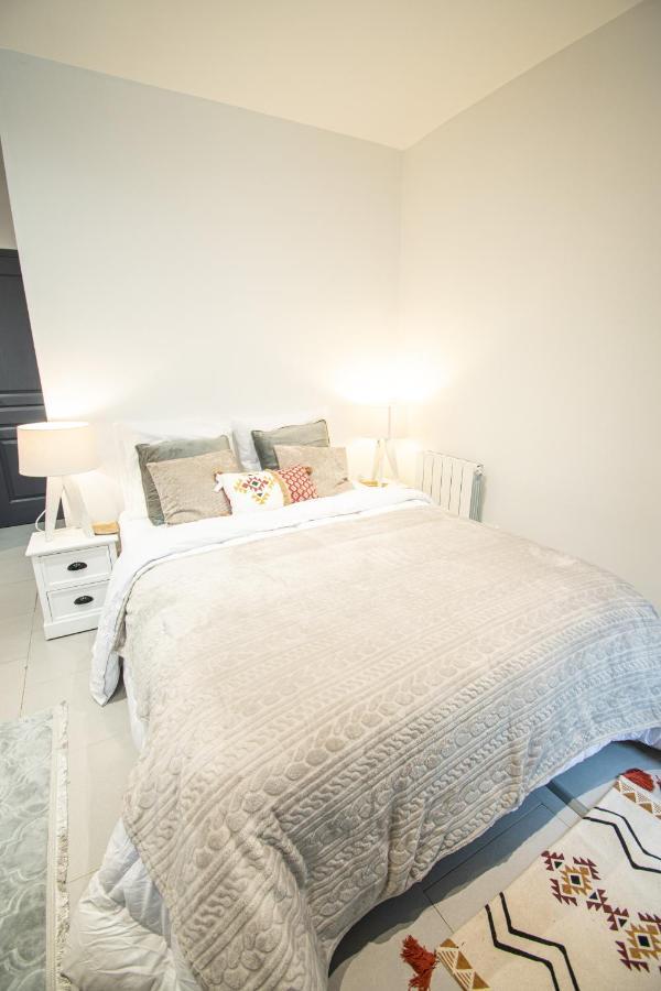 Studio Calme 3 Min Gare Apartment Mantes-la-Jolie Bagian luar foto